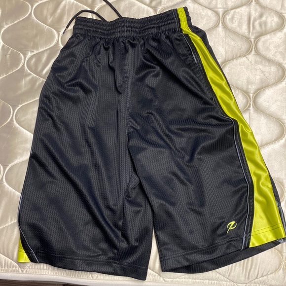 Energy Zone Shorts Energy Zone Shorts Size Small 283 Poshmark